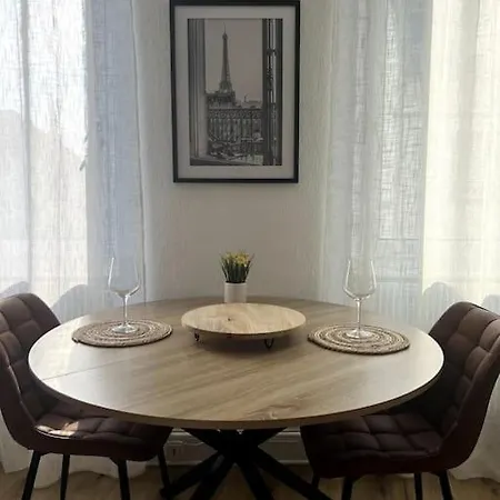 Apartamento Cosy Et Lumineux Avec Parking Gratuit *
